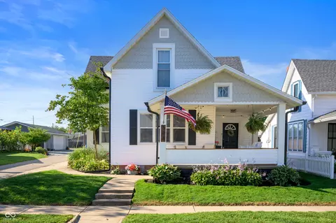 308 E High St E, Pendleton, IN 46064