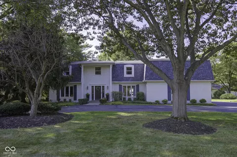 425 Oakwood Dr, Indianapolis, IN 46260