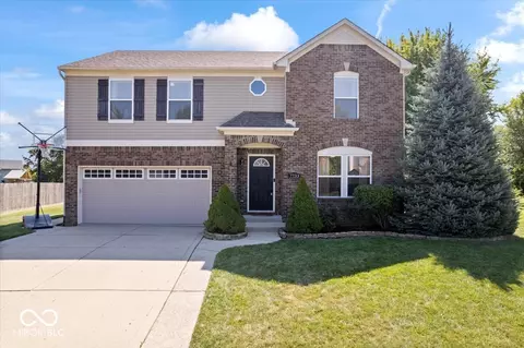 7733 Sunflower Dr, Noblesville, IN 46062