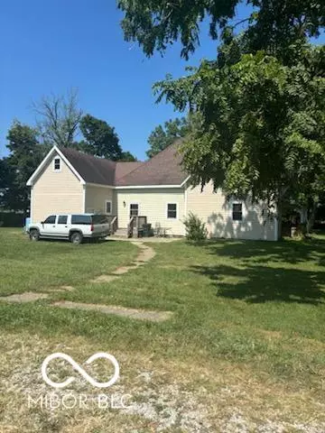 6681 W Boggstown Rd, Boggstown, IN 46110