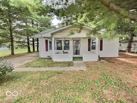9250 Tecumseh St, Taylorsville, IN 47280