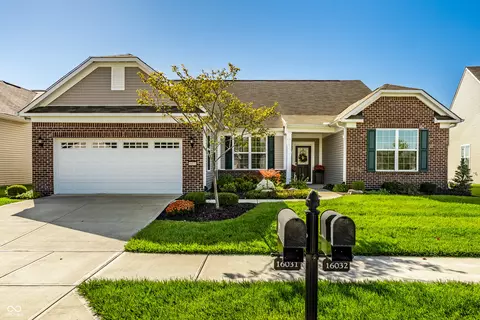 16031 Loire Valley Dr, Fishers, IN 46037