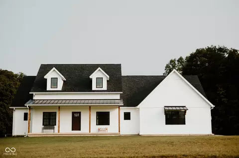 960 E Bonebrake Rd, Veedersburg, IN 47987