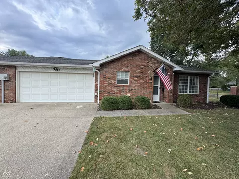 232 Francis Ave Ct, Terre Haute, IN 47804
