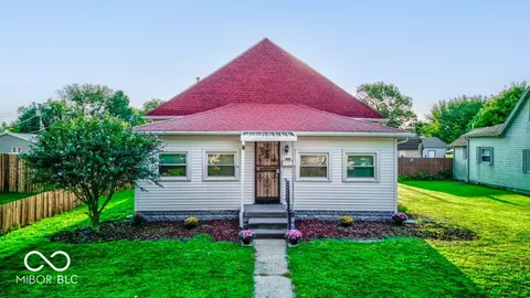 809 N East St, Tipton, IN 46072