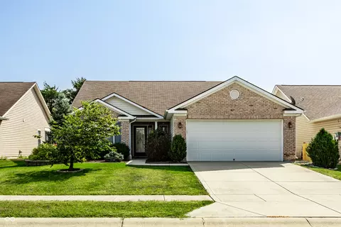3771 White Cliff Way, Whitestown, IN 46075