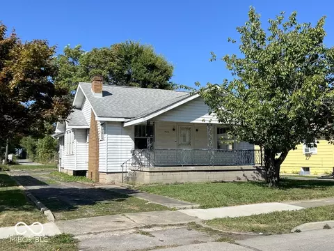414 E 31st St, Anderson, IN 46016
