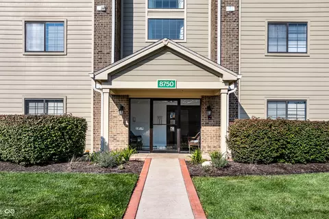 8750 Yardley Ct #206, Indianapolis, IN 46268