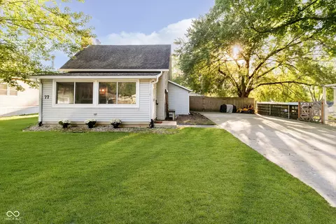 77 Miami Dr, Noblesville, IN 46062