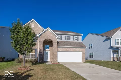 2307 Creekland Dr, Columbus, IN 47201
