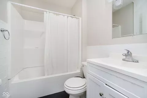 Bath - 220 E Walnut St, Kokomo, IN 46901 photo 1 of 1