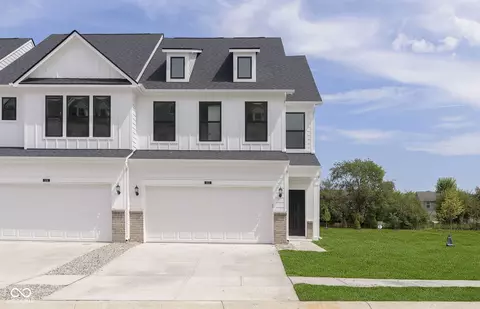 3253 Haflinger Dr, Zionsville, IN 46077