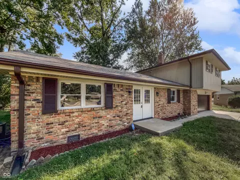 7935 Partridge Ct, Southport, IN 46227