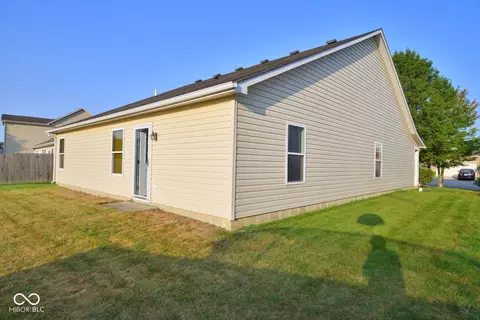 1519 Maplewood Ln, Pendleton, IN 46064 photo 4