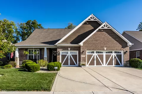 6270 Burgin Dr, Whitestown, IN 46075