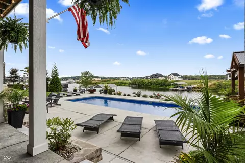 10580 Geist View Dr, Mccordsville, IN 46055
