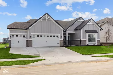 16822 Cheddar Dr, Noblesville, IN 46060