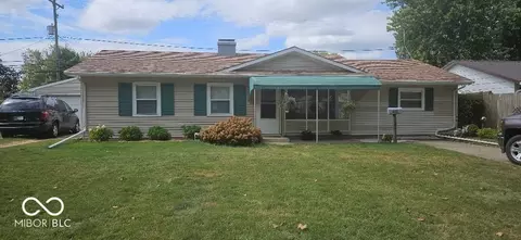 402 Melrose Dr, Whiteland, IN 46184