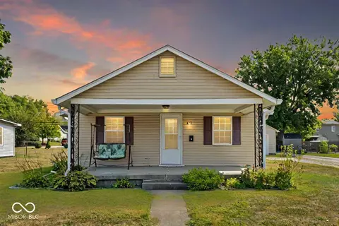 419 N Center St, Plainfield, IN 46168