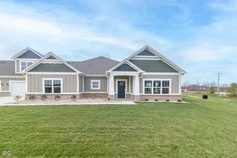 6210 Fairview Dr, Mccordsville, IN 46055