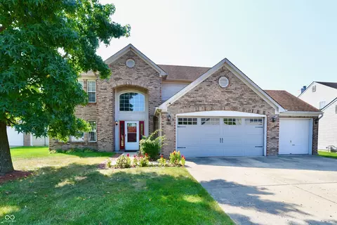 3637 Nuthatcher Dr, Indianapolis, IN 46228