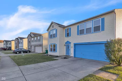 2284 Edgewater Cir, Plainfield, IN 46168 photo 2