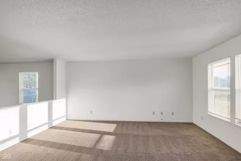 2284 Edgewater Cir, Plainfield, IN 46168 photo 8
