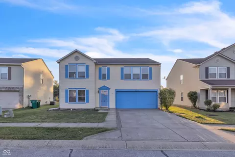 2284 Edgewater Cir, Plainfield, IN 46168