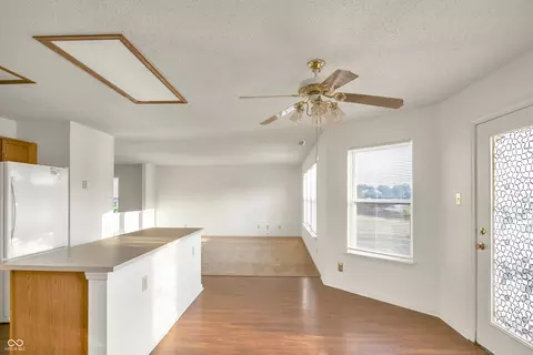 2284 Edgewater Cir, Plainfield, IN 46168 photo 16