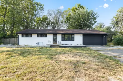 373 W County Line Rd, Greenwood, IN 46142
