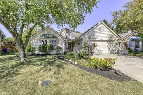 7884 Fishermans Ct, Indianapolis, IN 46236
