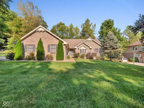 1551 Fox Hollow Dr, Martinsville, IN 46151