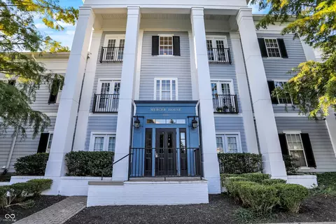 2111 Grenville St #3B, Carmel, IN 46032