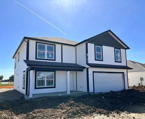 1135 Fleming Dr, Greenfield, IN 46140