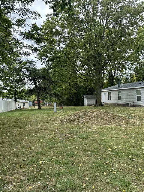606 Howard St, Greencastle, IN 46135