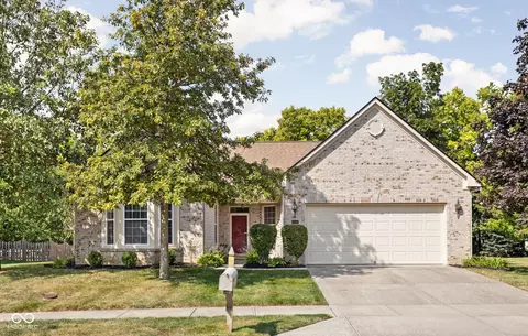 9336 N Inlet Dr, Mccordsville, IN 46055