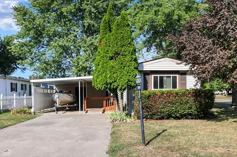 3176 Compass Dr, Franklin, IN 46131