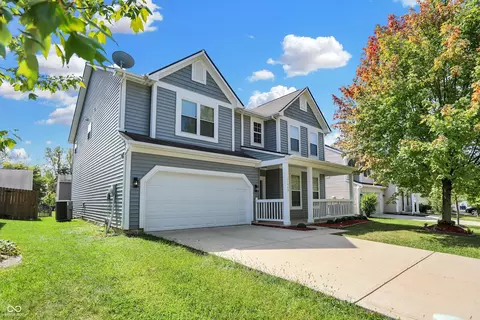 11435 Long Lake Dr, Indianapolis, IN 46235