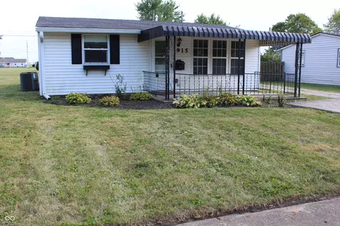 915 W Green St, Lebanon, IN 46052