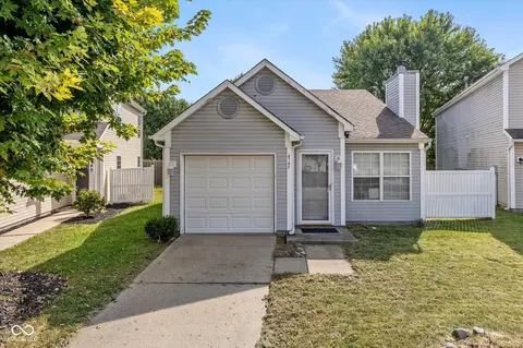4745 Ossington Ct, Indianapolis, IN 46254