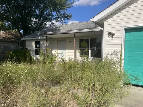 7335 Woodruff Ln, Nineveh, IN 46164