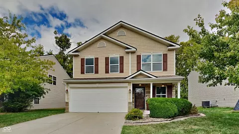 11502 Long Lake Dr, Indianapolis, IN 46235