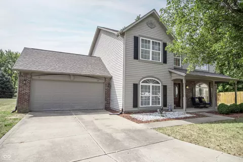 13908 Charleswood Ct, Fishers, IN 46038