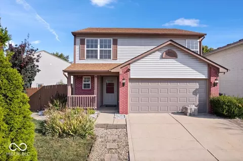 8408 Country Creek Dr, Indianapolis, IN 46234