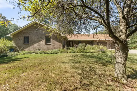 1317 Rabbitsville Rd, Mitchell, IN 47446