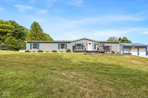 8461 N Jenner Dr, Ellettsville, IN 47429