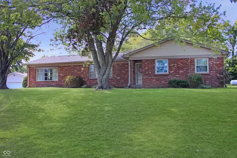 360 Embry St, Monrovia, IN 46157