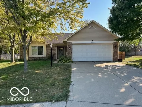12426 High View Ct, Indianapolis, IN 46236