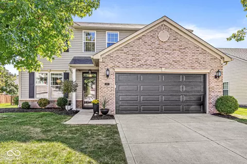 11157 Litchfield Pl, Fishers, IN 46038