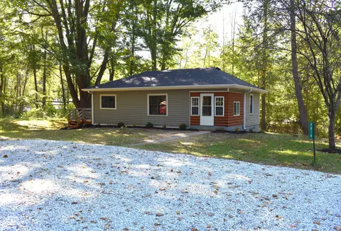 4818 Long St, Nashville, IN 47448